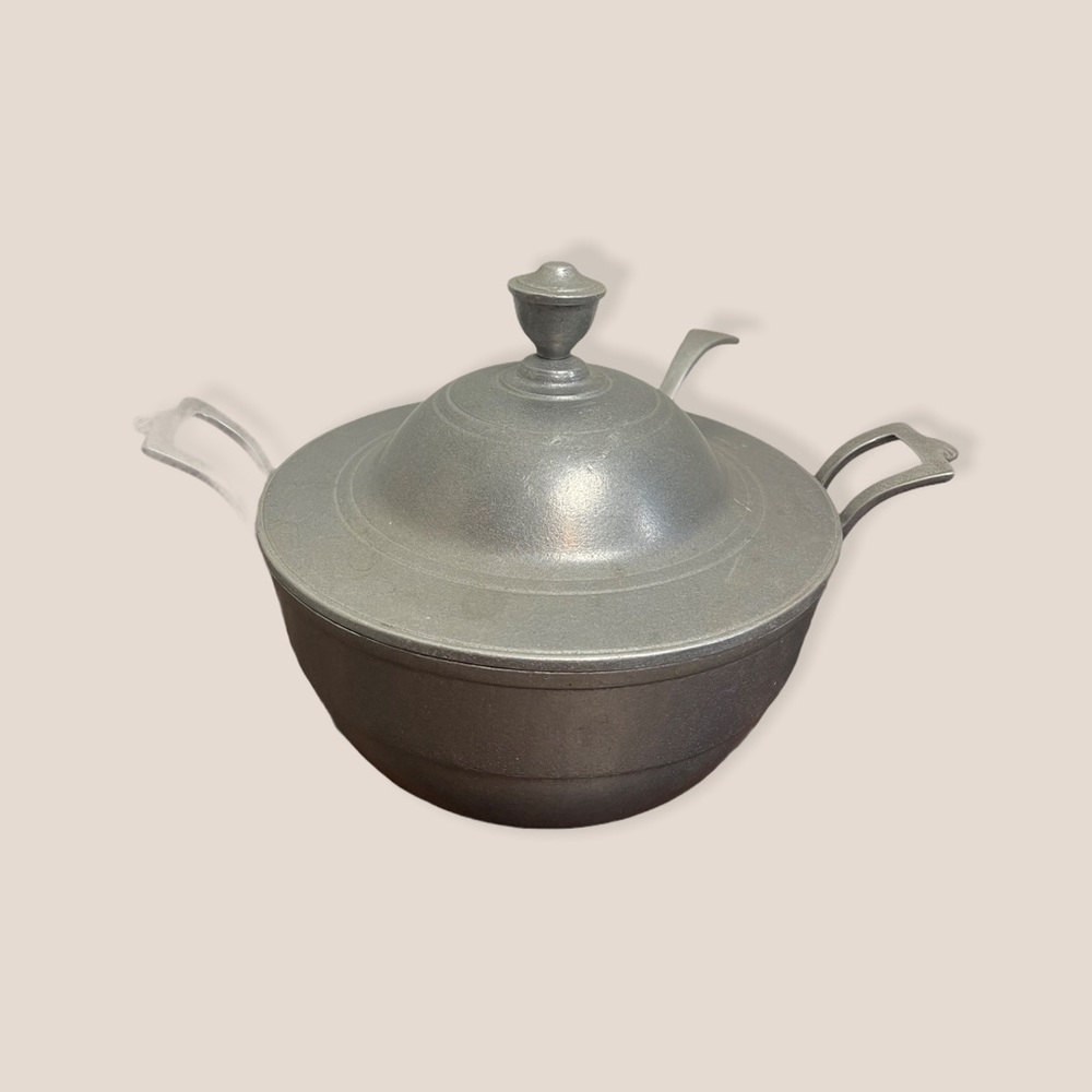 WILTON ARMETALE COLUMBIA COVERED HANDLE DISH LADLE